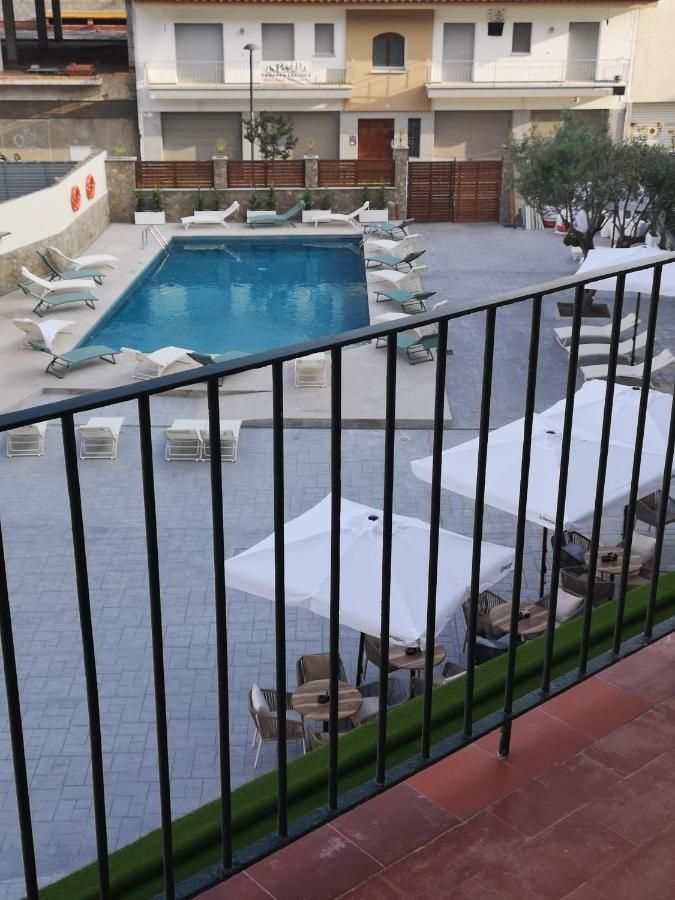 Hotel Coral Boutique By Gaiarooms L'Estartit Esterno foto