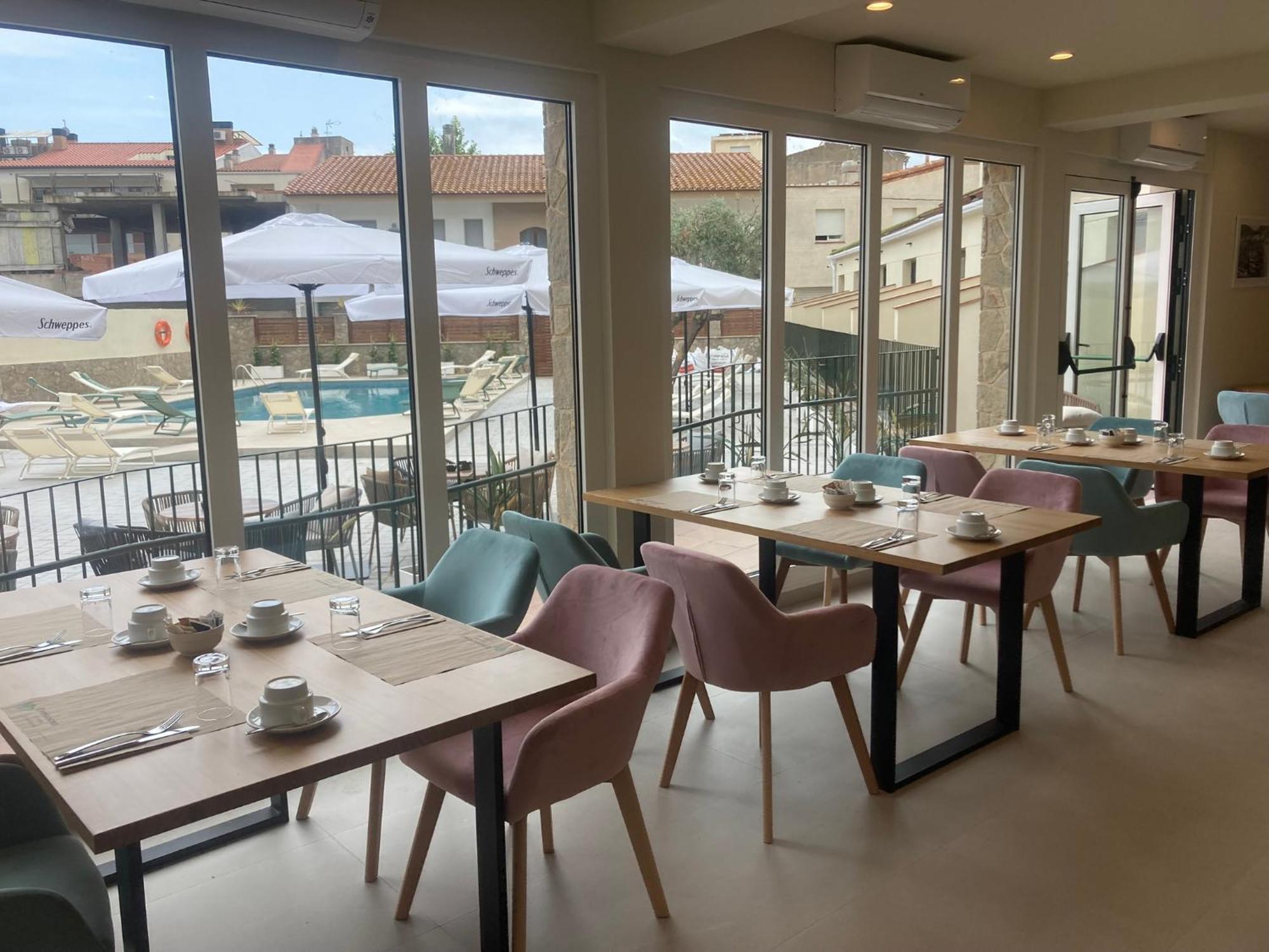 Hotel Coral Boutique By Gaiarooms L'Estartit Esterno foto
